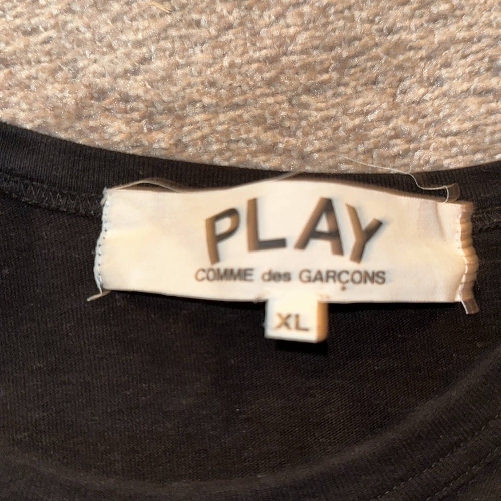 COMME DES GARÇON PLAY HEART TEE - Picture 3 of 4